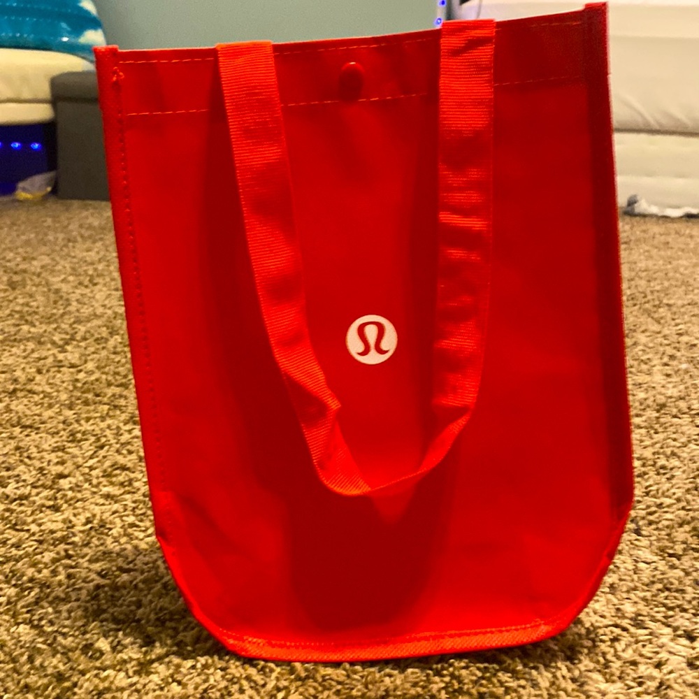 lululemon bag